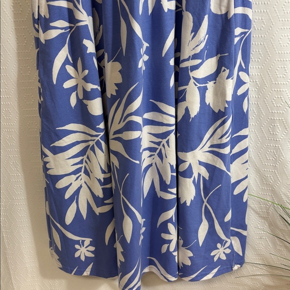 Pact •Tropical Palm Wedgewood Wrap Blue and White Dress - Picture 3 of 7